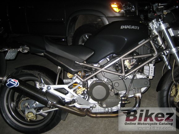 2001 ducati monster 900 photo